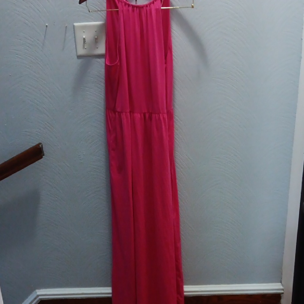 Elegant Pink Sleeveless Dress